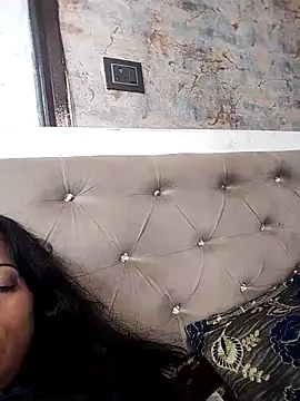 Soniya Roy online show from February 20, 6:26 am