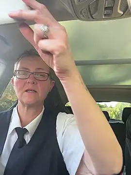 Curvy-Jinx online show from September 30, 10:42 am