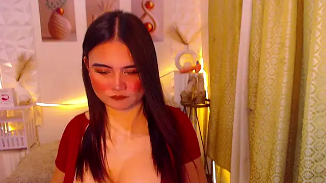 Snapshot of alisha_klassx chatting on May 5, 12:46 pm alisha klassx online show from May 5, 12:46 pm