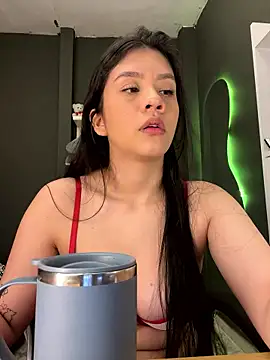 Snapshot of alhaana_ chatting on January 16, 9:30 pm alhaana online show from January 16, 9:30 pm