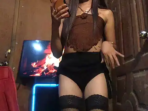 Snapshot of xblack_clover chatting on February 27, 5:35 pm xblack clover online show from February 27, 5:35 pm