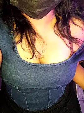 darling devil online show from November 11, 7:36 pm