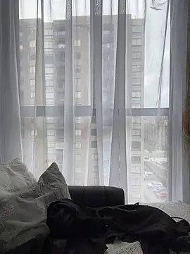 Sofi Leal online show from February 18, 1:18 pm