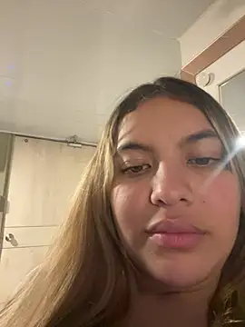 Snapshot of OliviaSweett chatting on July 24, 7:45 pm OliviaSweett online show from July 24, 7:45 pm