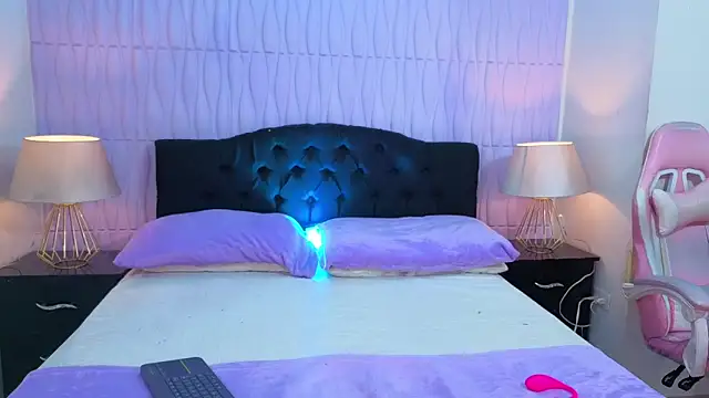 LilaRoussexx online show from November 11, 5:13 pm