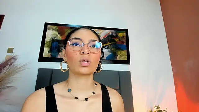 LunaAspen  online show from March 12, 6:14 pm