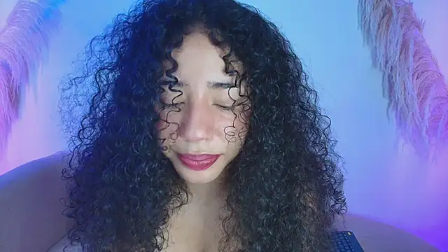 Snapshot of HairyAillyn chatting on May 19, 12:27 am HairyAillyn online show from May 19, 12:27 am