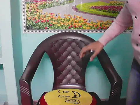 Lovely bhabhi143 online show from December 17, 5:35 am