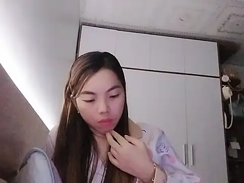 Snapshot of Bree039 chatting on October 27, 1:26 pm Bree039 online show from October 27, 1:26 pm