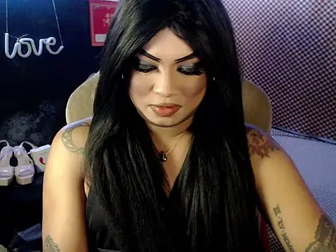 Snapshot of xxXMissCessXxx chatting on March 26, 10:21 am xxXMissCessXxx online show from March 26, 10:21 am