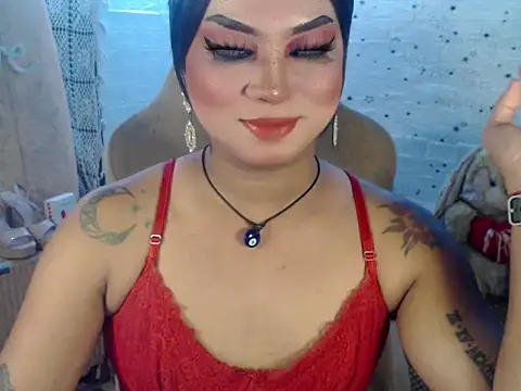 Snapshot of xxXMissCessXxx chatting on April 19, 3:50 am xxXMissCessXxx online show from April 19, 3:50 am