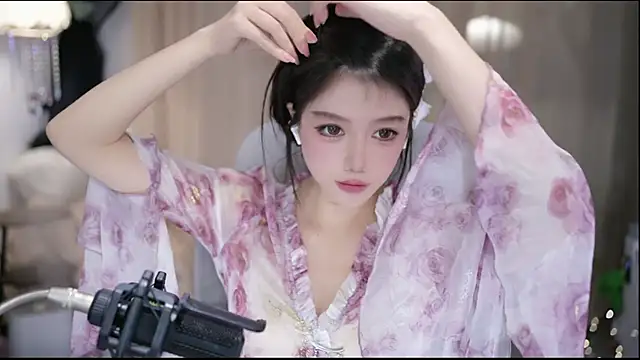 Fortune2Me online show from March 29, 4:56 am