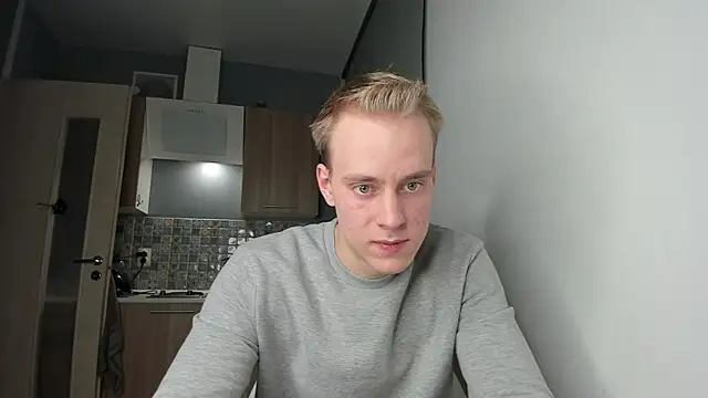 Snapshot of Kevin_Young_Cat chatting on October 2, 6:59 pm Kevin Young Cat online show from October 2, 6:59 pm