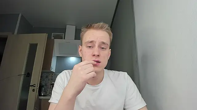 Kevin Young Cat online show from December 21, 1:18 pm