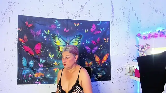 JaddeWalker online show from April 16, 11:22 am