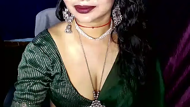 QUEEN SAKHI- online show from July 1, 4:40 pm