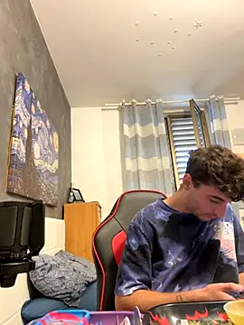 Thelouniost334    online show from September 22, 10:06 am