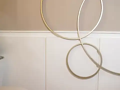 Thiago Valente online show from October 31, 1:45 pm