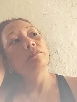 marinita13 online show from January 6, 3:05 pm