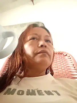 Snapshot of marinita13 chatting on April 21, 2:01 pm marinita13 online show from April 21, 2:01 pm