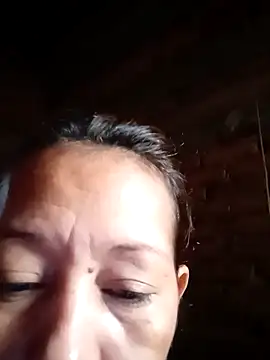 Snapshot of marinita13 chatting on April 29, 1:04 pm marinita13 online show from April 29, 1:04 pm