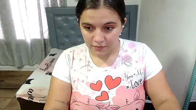 sarah aguilar online show from March 30, 4:41 pm