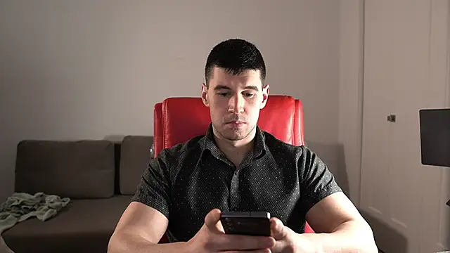 Sand0w online show from April 8, 9:59 pm