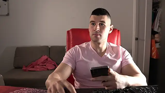 Sand0w online show from April 22, 11:50 pm