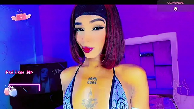 Snapshot of LADY-HOT-SEXY- chatting on October 21, 3:29 am LADY-HOT-SEXY- online show from October 21, 3:29 am