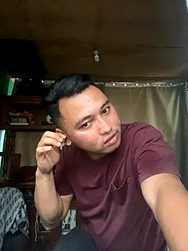 Snapshot of BicuriousExploer chatting on October 11, 5:17 am BicuriousExploer online show from October 11, 5:17 am