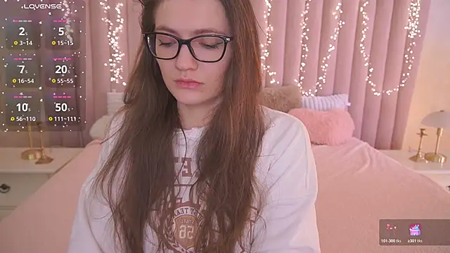 Cinderellavii online show from March 26, 7:14 am