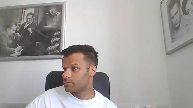 Snapshot of FROCETTO93 chatting on July 6, 11:18 am FROCETTO93 online show from July 6, 11:18 am