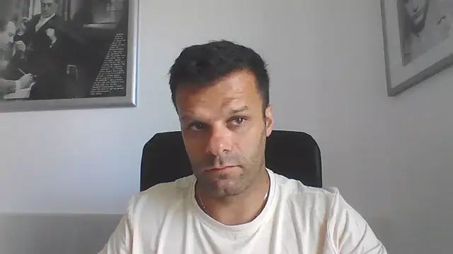 Snapshot of FROCETTO93 chatting on July 13, 7:00 am FROCETTO93 online show from July 13, 7:00 am