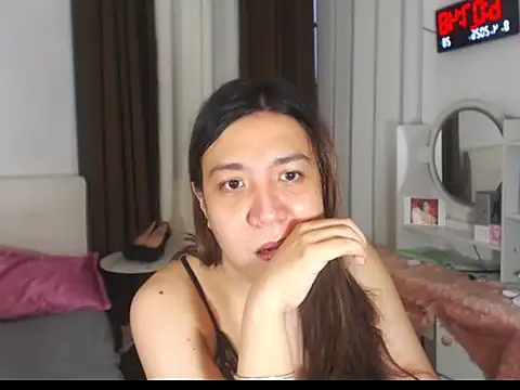 stellahugeX online show from April 7, 10:09 pm