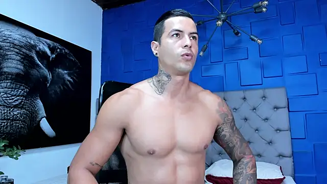 Snapshot of andres-clark92 chatting on April 26, 3:32 pm andres-clark92 online show from April 26, 3:32 pm