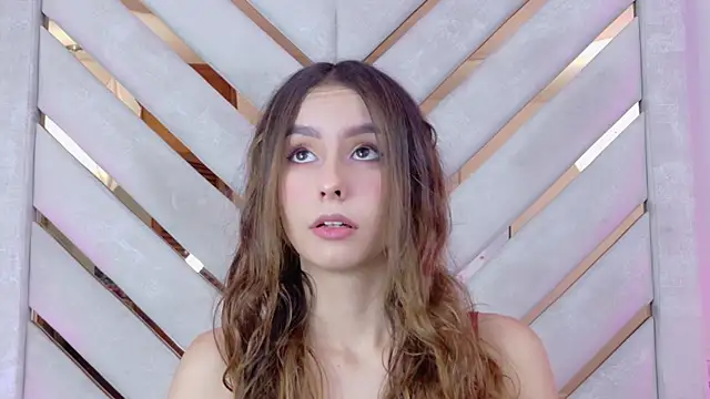 Sarah-Grace online show from April 9, 12:43 am