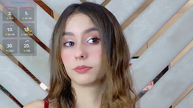 Sarah-Grace online show from May 8, 1:22 am