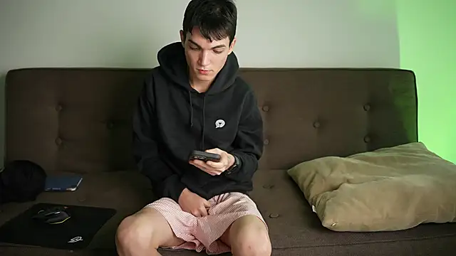 MattyandAiden online show from February 19, 6:04 pm