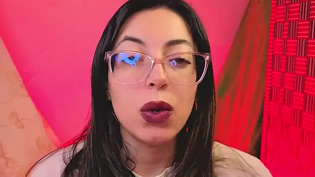 Miranda sexlove  online show from December 18, 7:36 am