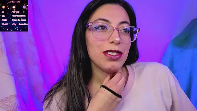 Snapshot of Miranda_sexlove_ chatting on February 28, 7:04 pm Miranda sexlove online show from February 28, 7:04 pm