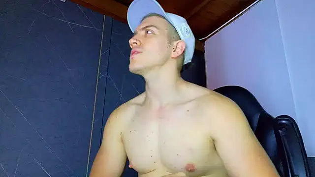 ALANNFERRER online show from February 12, 10:10 am