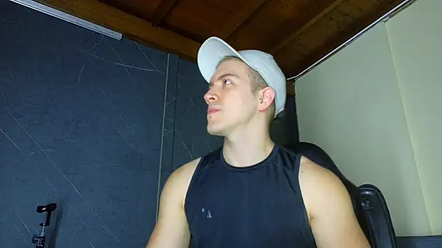 ALANNFERRER online show from March 11, 10:10 am