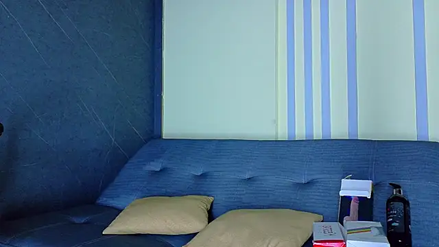 ALANNFERRER online show from April 8, 10:04 am