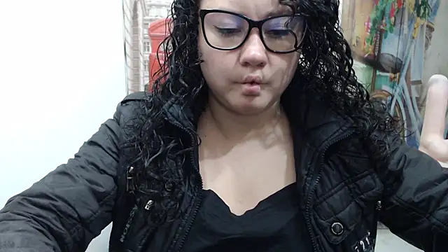 Snapshot of greeneyes_nurse chatting on September 13, 3:17 am greeneyes nurse online show from September 13, 3:17 am