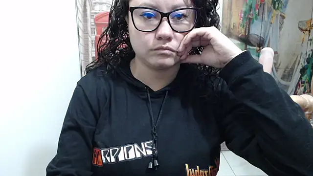 Snapshot of greeneyes_nurse chatting on October 15, 2:55 am greeneyes nurse online show from October 15, 2:55 am