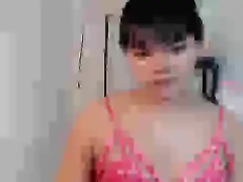 Snapshot of FROXXX21 chatting on June 11, 12:32 am FROXXX21 online show from June 11, 12:32 am