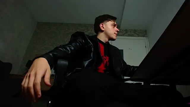 FelixStarkk online show from November 2, 4:59 am