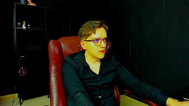 FelixStarkk online show from April 22, 4:15 am