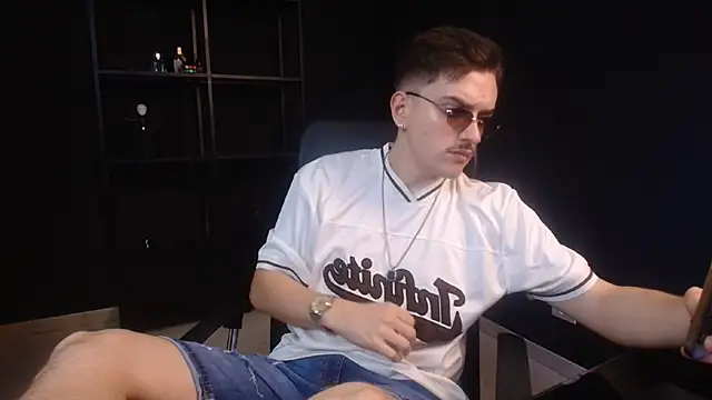 FelixStarkk online show from June 9, 4:35 am