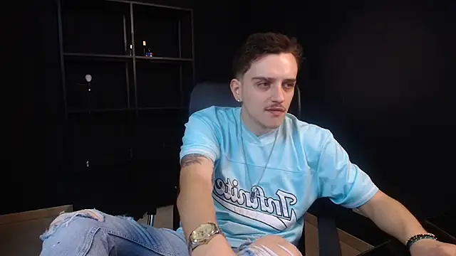 Snapshot of FelixStarkk chatting on July 9, 7:12 am FelixStarkk online show from July 9, 7:12 am